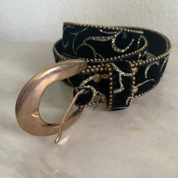 Vintage Elite Fresno California Velvet Belt Size Medium with Brass Buckle - Picture 2 of 14